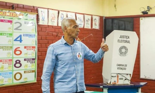 Romário vence com vantagem em Barra Mansa. Daniel Silveira é o segundo colocado. Lista completa dos senadores